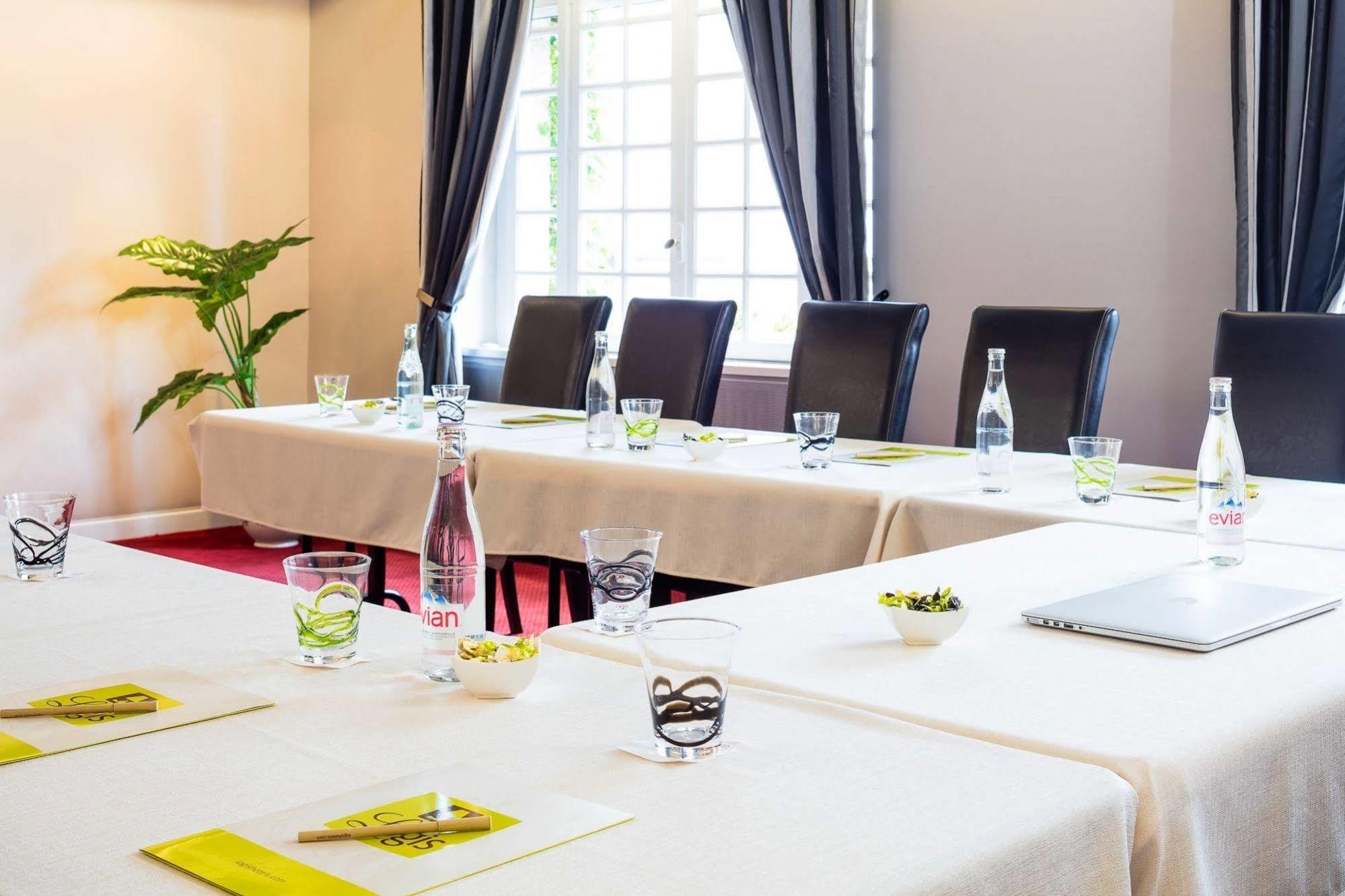 Hotel Logis La Thomasse Aurillac Exteriér fotografie
