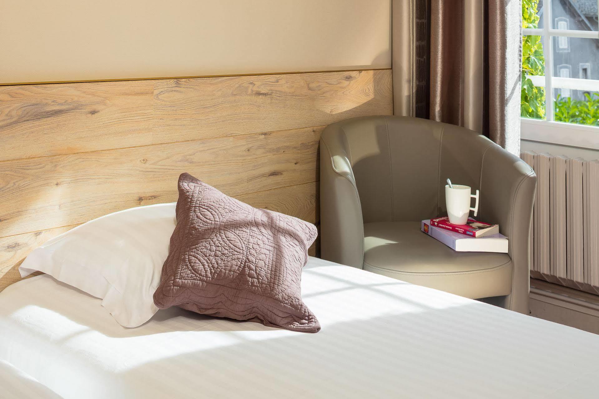 Hotel Logis La Thomasse Aurillac Exteriér fotografie